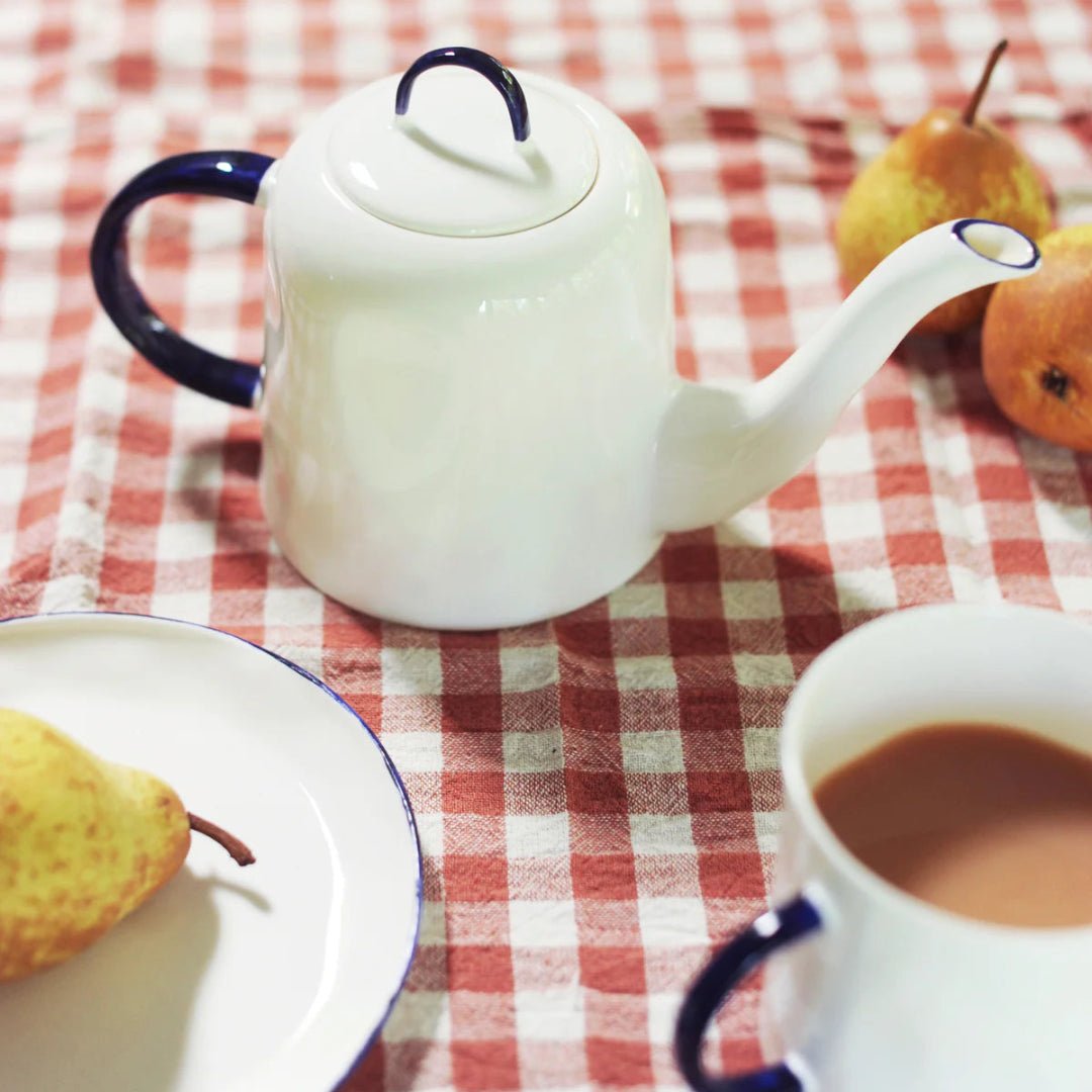 Teapot_Small_Cobalt_ontableclothwpears1_1200x1500_crop_center_d7ec6162-32c6-4db7-ba98-bf8b074796fc.jpg